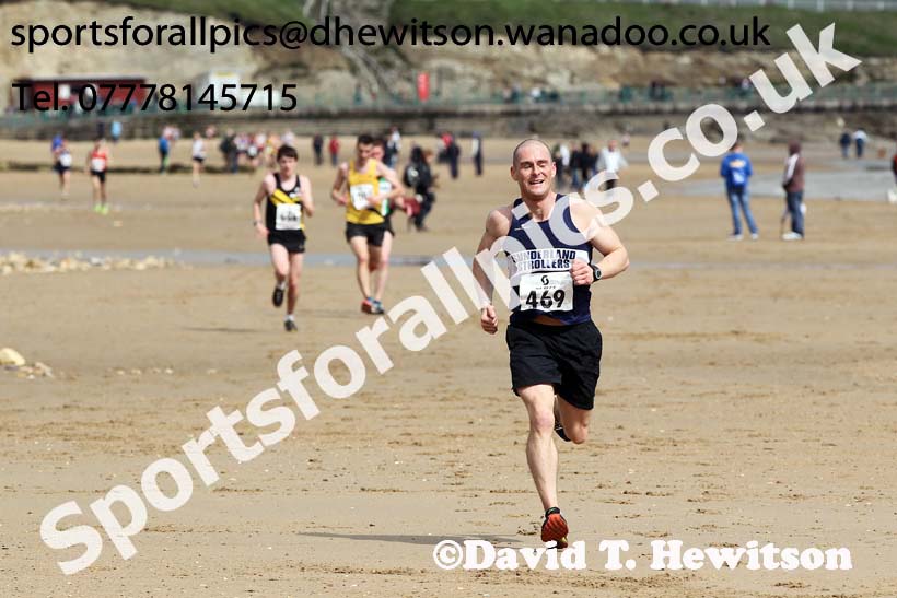 Finish of the Pier to Pier, South Shields. Photo: David: David T. Hewitson/Sports for All Pics